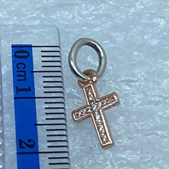 Pandora Rose Gold ™ Pave Cross S925ALE Pendant Charm B6-8 - Picture 4 of 6